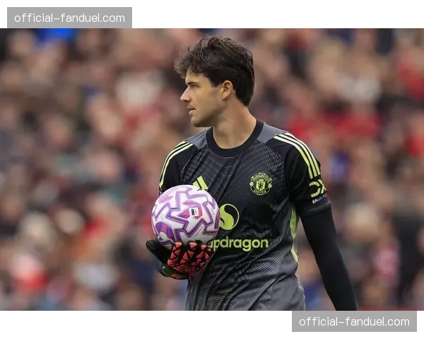 半场战报:莱切1-0暂时领先佛罗伦萨,皮科利头球破门 半场战报:莱切1-0暂时领先佛罗伦萨,皮科利头球破门