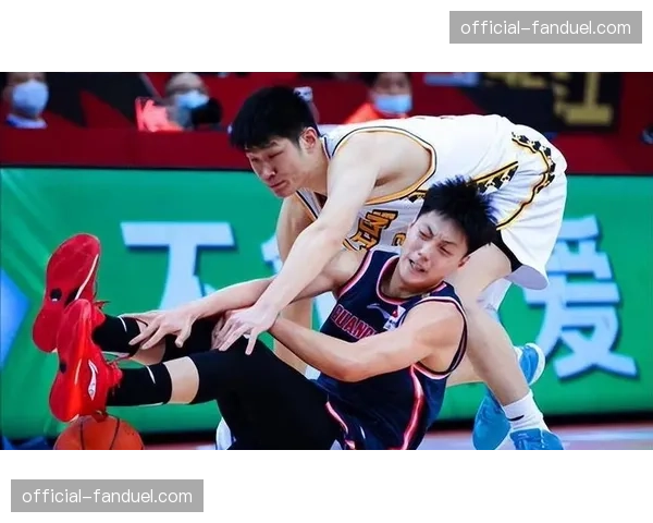 战术的博弈：浙江广厦为何能破解广东队的全场紧逼防守？