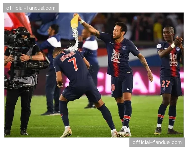 官方：法甲四月最佳球员及最佳年轻球员候选名单公布